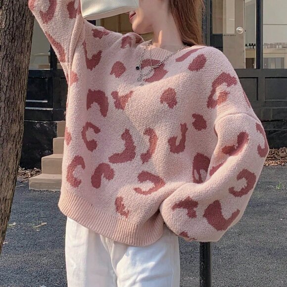 Casual Women's Multicolor Loose Fit Leopard Sweater - Picture 6 of 8